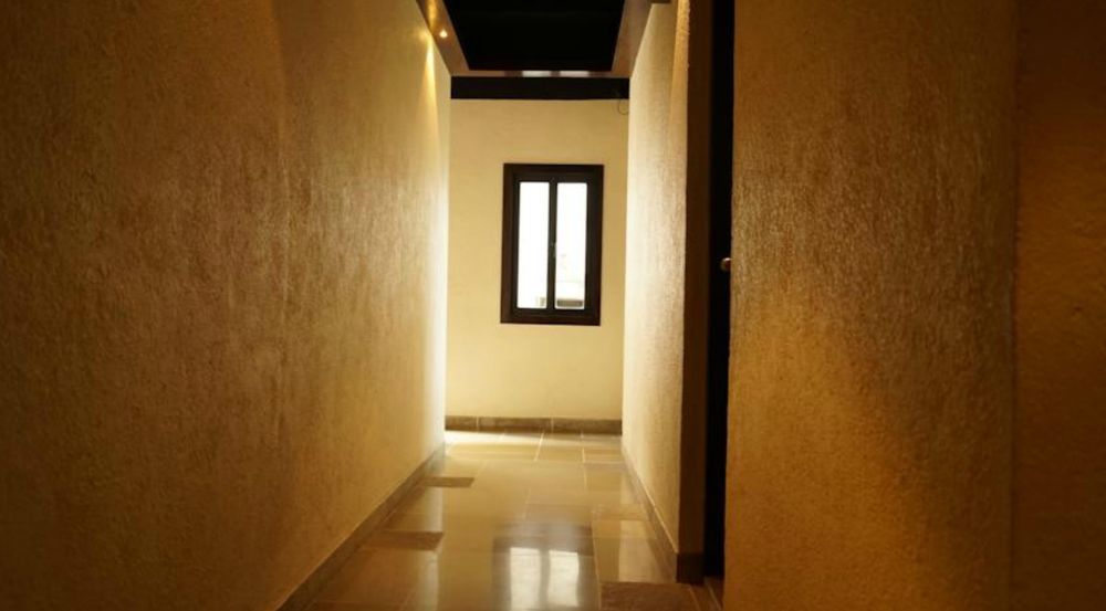 Hotel Kumkum Mumbai Exterior photo